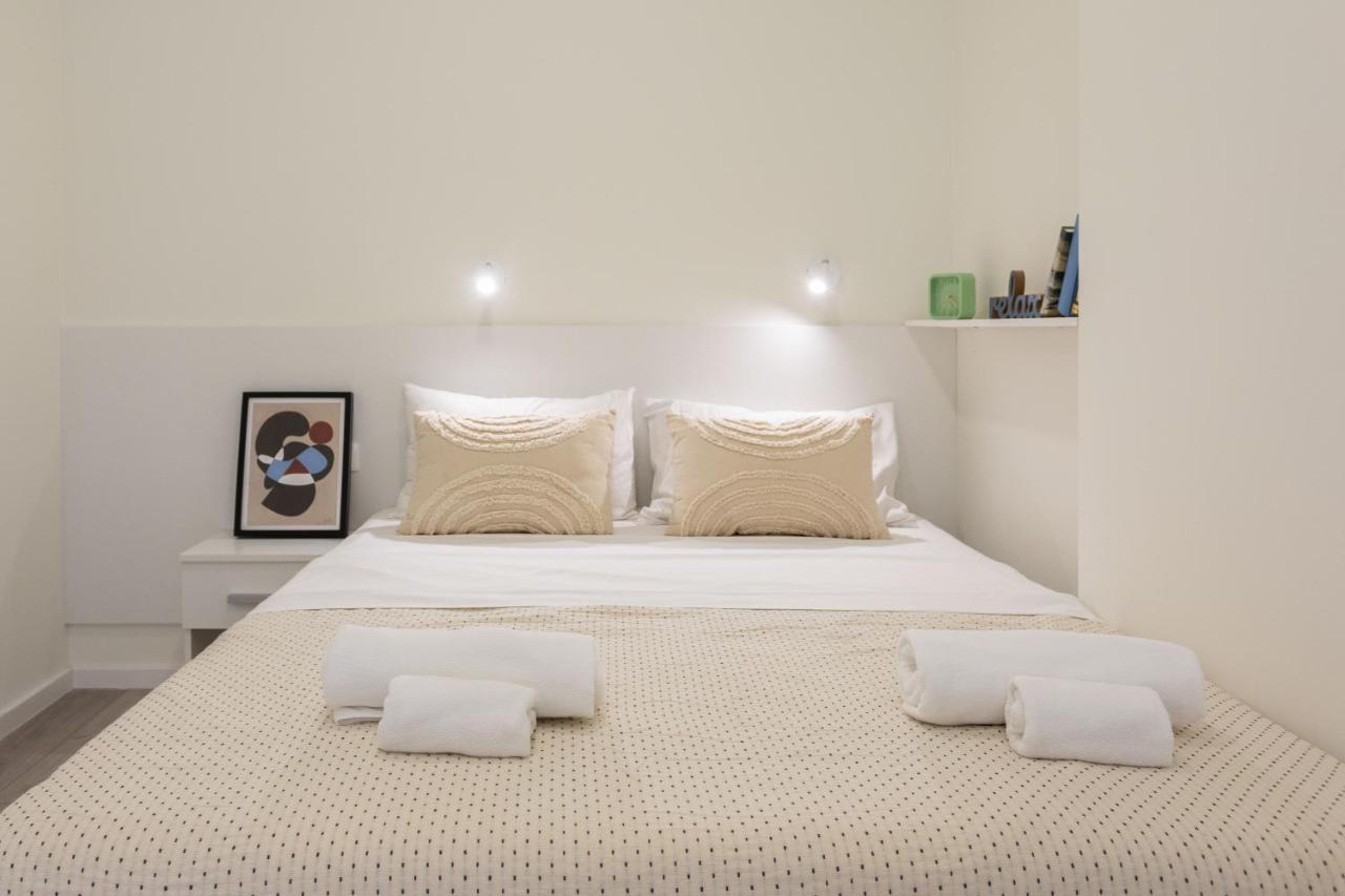 Bright And Modern Apartments In City Center ザグレブ エクステリア 写真