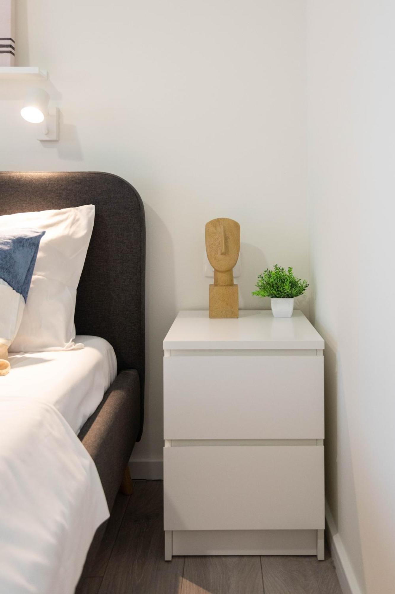 Bright And Modern Apartments In City Center ザグレブ エクステリア 写真