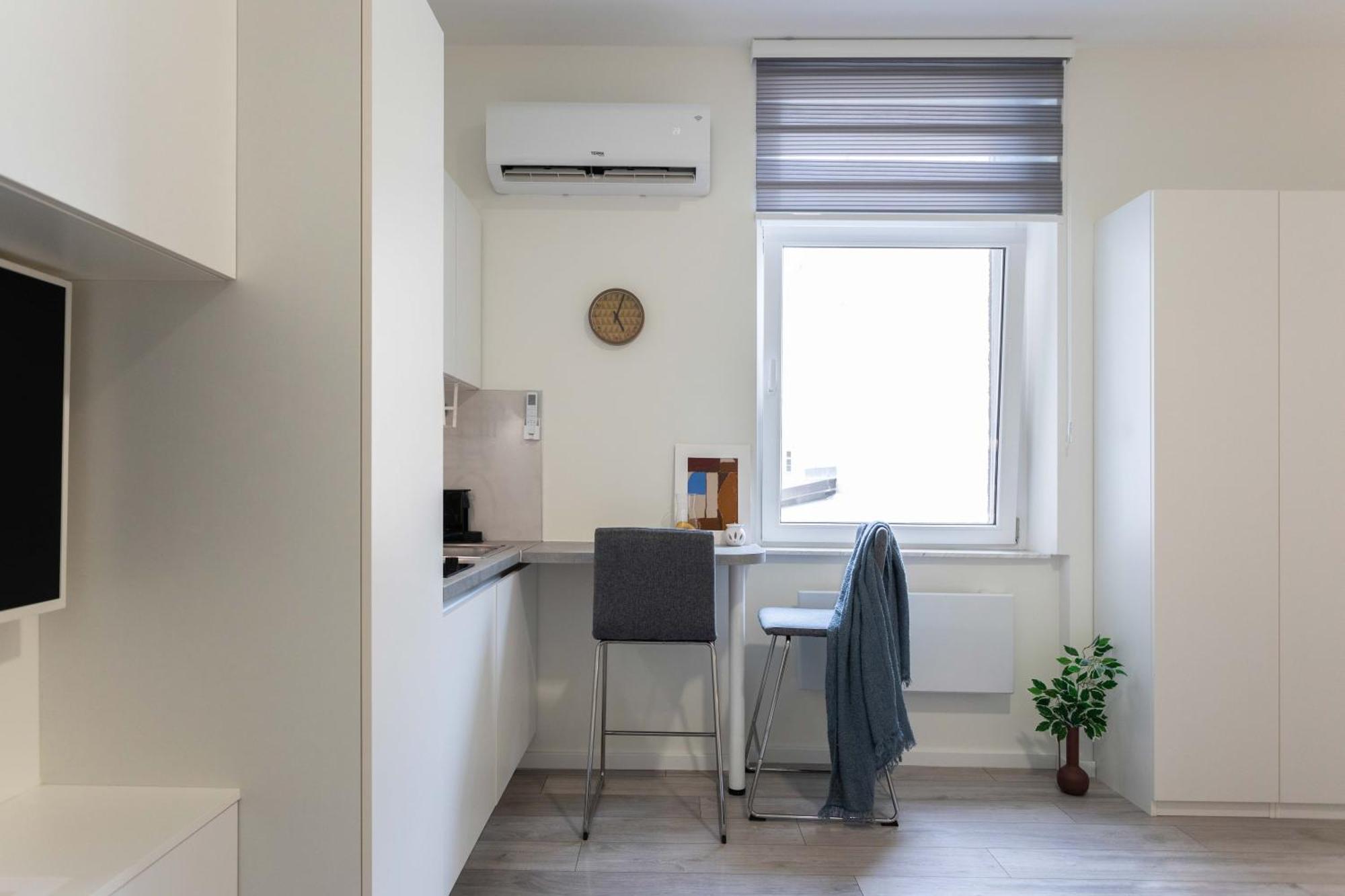 Bright And Modern Apartments In City Center ザグレブ エクステリア 写真