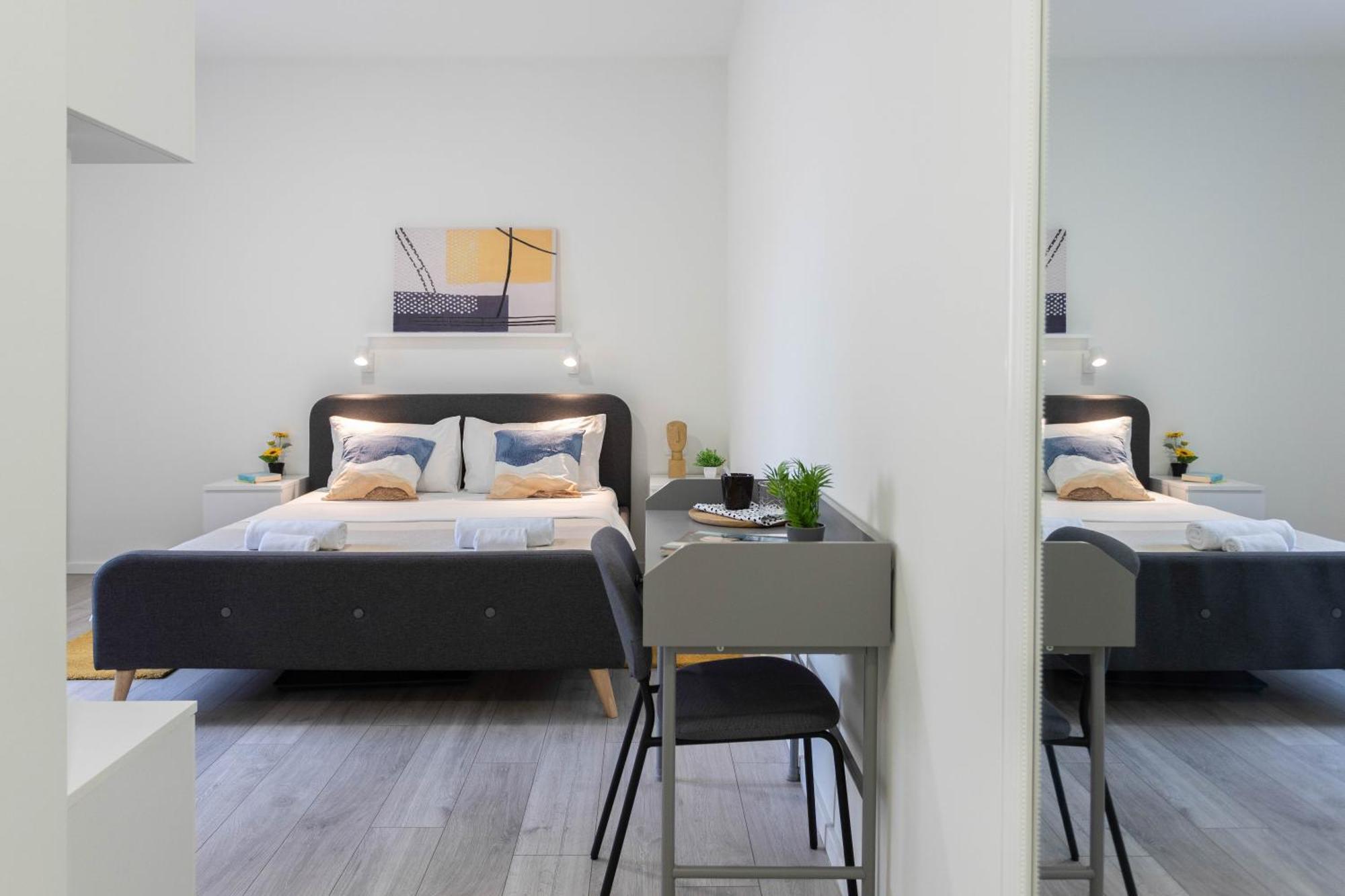 Bright And Modern Apartments In City Center ザグレブ エクステリア 写真